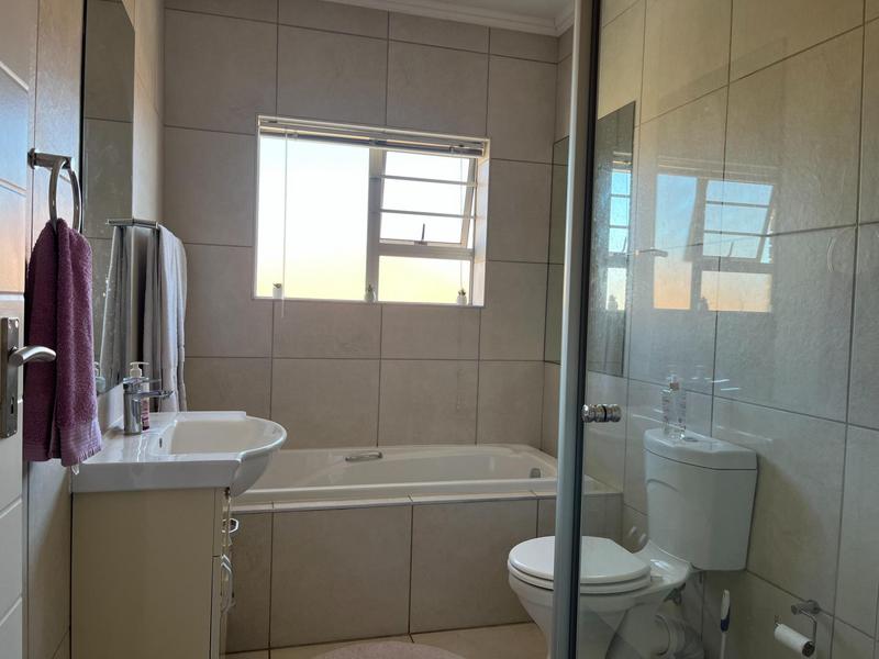 3 Bedroom Property for Sale in Dormehls Drift Western Cape